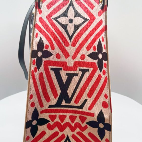 Louis Vuitton Monogram Giant Crafty Onthego GM - Picture 4 of 10